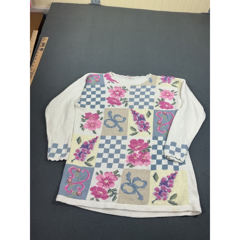 Avon Style Patchwork Floral Sweater Womens Large White‎ Pastel Knit Grannycore